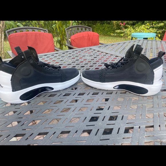 Jordan XXXIV Eclipse - Picture 2 of 7